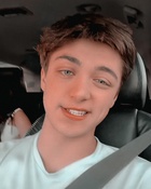 Asher Angel : asher-angel-1608658411.jpg