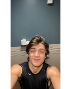 Asher Angel : asher-angel-1633020290.jpg