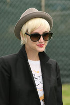 Ashlee Simpson-Wentz : ashlee-simpson-wentz-1324129570.jpg