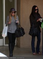 Ashlee Simpson-Wentz : ashleesimpson_1231000534.jpg