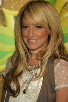 Ashley Tisdale : TI4U_u1141963144.jpg