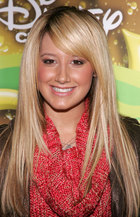 Ashley Tisdale : TI4U_u1141963169.jpg