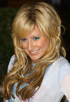 Ashley Tisdale : TI4U_u1148656783.jpg