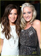 Ashley Tisdale : TI4U_u1292009497.jpg