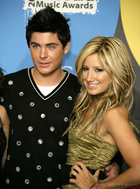 Ashley Tisdale : ashley_tisdale_1166474882.jpg