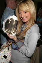 Ashley Tisdale : ashley_tisdale_1172260978.jpg