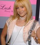 Ashley Tisdale : ashley_tisdale_1173799093.jpg