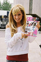 Ashley Tisdale : ashley_tisdale_1179850046.jpg