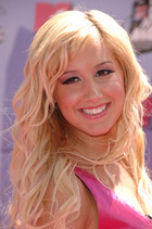 Ashley Tisdale : ashley_tisdale_1181314835.jpg