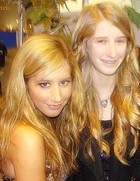 Ashley Tisdale : ashley_tisdale_1209921295.jpg