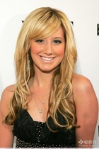 Ashley Tisdale : ashley_tisdale_1254472680.jpg