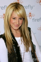 Ashley Tisdale : ashley_tisdale_1254472690.jpg