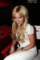 Ashley Tisdale : ashley_tisdale_1265421226.jpg