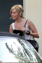 Ashley Tisdale : ashley_tisdale_1268927866.jpg