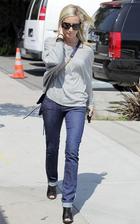 Ashley Tisdale : ashley_tisdale_1269560510.jpg