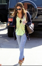 Ashley Tisdale : ashley_tisdale_1272137418.jpg