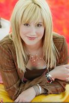 Ashley Tisdale : ashley_tisdale_1279559045.jpg