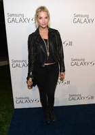 Ashley Benson : ashley-benson-1412166313.jpg