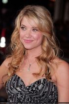 Ashley Benson : ashleybenson_1289925426.jpg