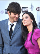 Ashton Kutcher : ashton-kutcher-1380578343.jpg