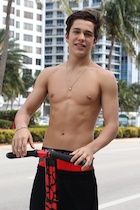 Austin Mahone : austin-mahone-1502091862.jpg