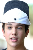 Austin Mahone : austin-mahone-1525258982.jpg