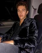 Austin Mahone : austin-mahone-1536587402.jpg