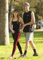 Bella Thorne : bella-thorne-1361944287.jpg