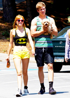 Bella Thorne : bella-thorne-1377353059.jpg