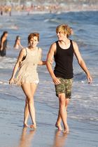 Bella Thorne : bella-thorne-1382471014.jpg