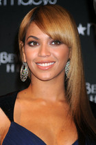 Beyonc Knowles : beyonc-knowles-1318172983.jpg