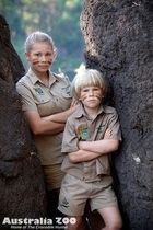 Bindi Irwin : bindi-irwin-1321207204.jpg