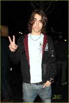 Blake Michael : blake-michael-1375900965.jpg