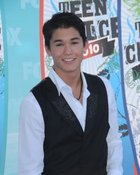 Booboo Stewart : boo-boo-stewart-1339202002.jpg