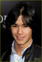 Booboo Stewart : boo-boo-stewart-1339226351.jpg