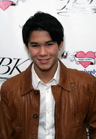 Booboo Stewart : boo_boo_stewart_1267229343.jpg