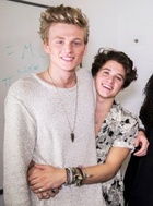 Bradley Simpson : bradley-simpson-1634856933.jpg