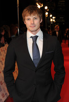 Bradley James : bradley-james-1372627341.jpg