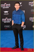 Bradley Steven Perry : bradley-steven-perry-1460654340.jpg