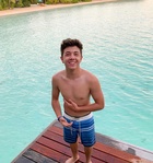 Bradley Steven Perry : bradley-steven-perry-1587674830.jpg