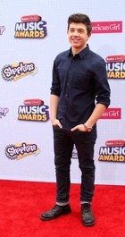 Bradley Steven Perry : bradley-steven-perry-1616009280.jpg