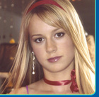 Brie Larson : artist-photo.jpg