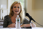 Britt Robertson : brittany-robertson-1366130894.jpg