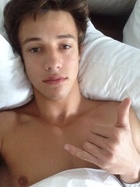 Cameron Dallas : cameron-dallas-1418855445.jpg