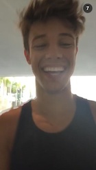 Cameron Dallas : cameron-dallas-1440546001.jpg