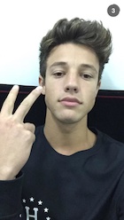 Cameron Dallas : cameron-dallas-1441746001.jpg