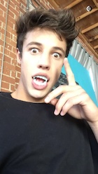 Cameron Dallas : cameron-dallas-1445702761.jpg