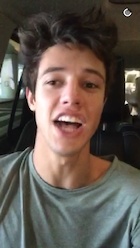 Cameron Dallas : cameron-dallas-1446070321.jpg