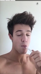 Cameron Dallas : cameron-dallas-1447905601.jpg