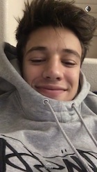 Cameron Dallas : cameron-dallas-1450903321.jpg